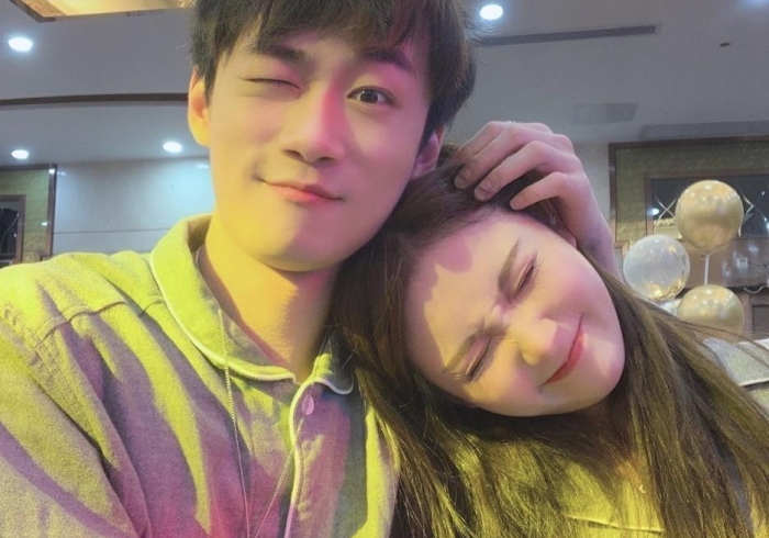 秒懂百科“微信斗牛房卡找谁买”获取房卡教程-哔哩哔哩 秒懂百科“微信斗牛房卡找谁买”获取房卡教程-哔哩哔哩