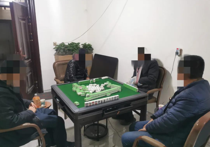 今日教程“四川麻将换三张挂先试用后付款”原来可以开挂 今日教程“四川麻将换三张挂先试用后付款”原来可以开挂