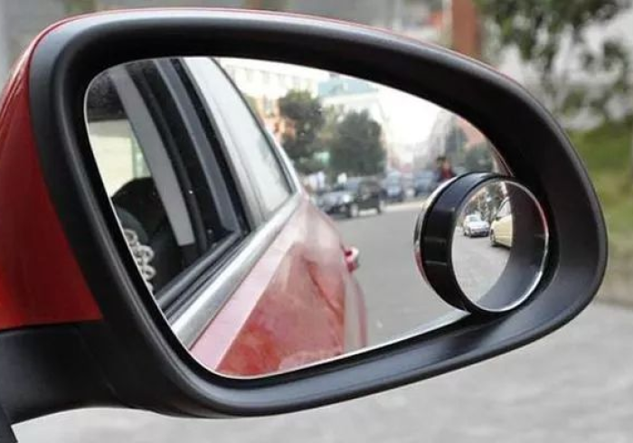 今日教程“镜厢必赢神器”(原来确实是有插件)