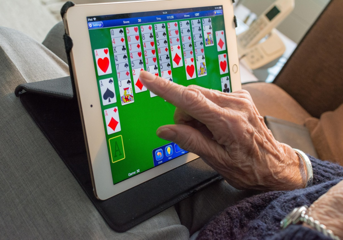 秒懂百科“微信群斗牛平台房间卡”详细房卡怎么购买教程